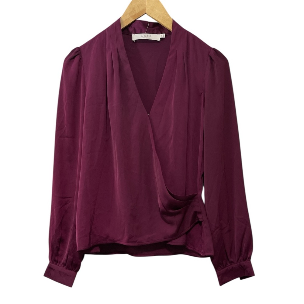NWT A.S.T.R. The Label LS Wine Color Janice Blouse